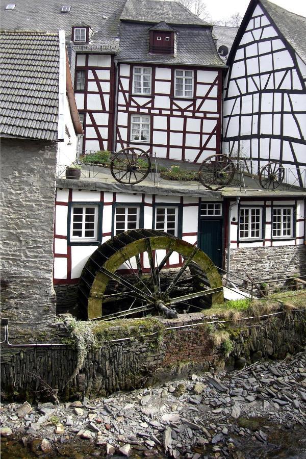 Historisches Haus Im Herzen Von Monschau Exteriér fotografie